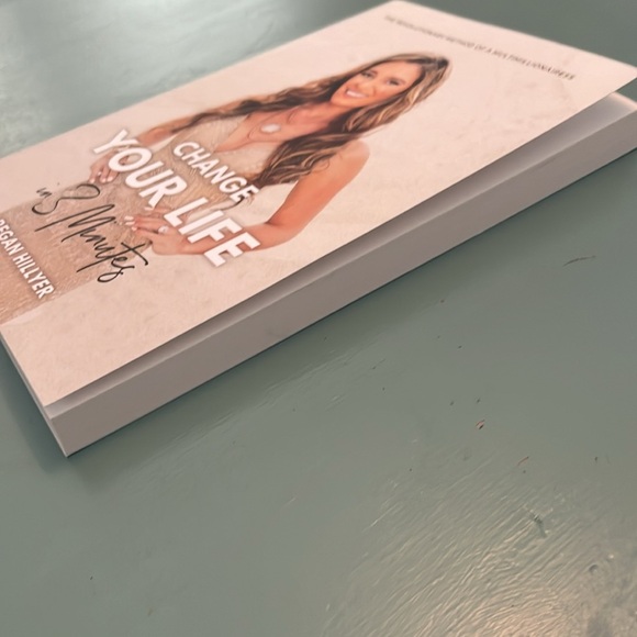 Book-change your life in 3 minutes by Regan Hillyer - Picture 3 of 3